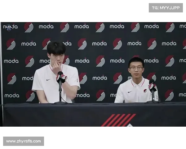赛后采访:球员谈比赛表现与未来展望 赛场背后的心路历程与挑战 赛后采访:球员谈比赛表现与未来展望 赛场背后的心路历程与挑战